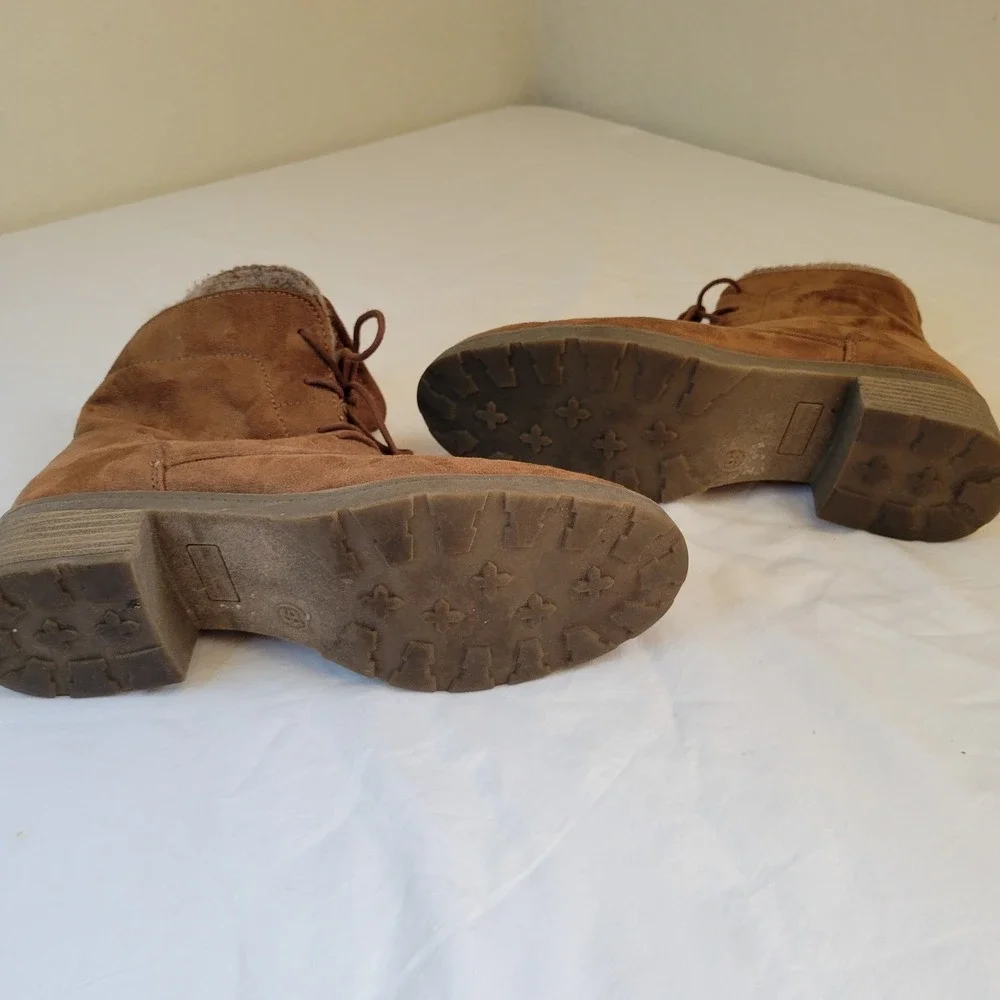 Universal Thread Cognac Faux Suede Lace Up Ankle Boots Wool Blend Trim Brown 9.5
